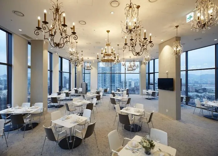 In 9 Gangnam Hotel