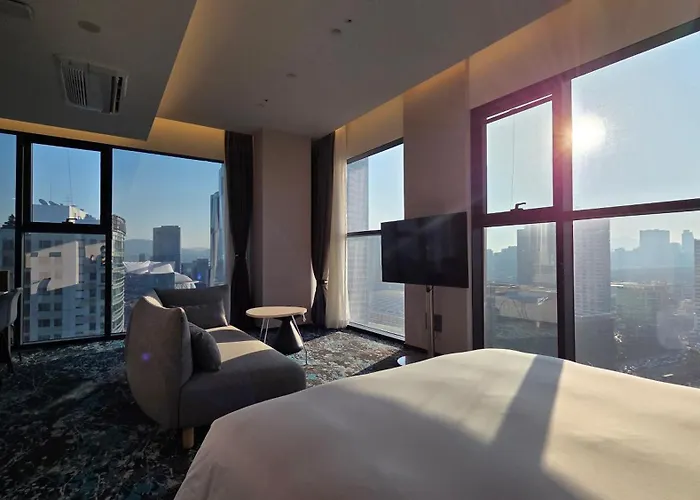 In 9 Gangnam Hotel