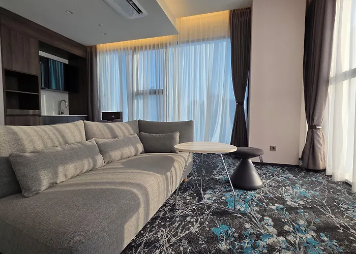 In 9 Gangnam Hotel 4*